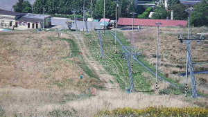 Skiareál Hlubočky - Horní část sjezdovky skiareálu Hlubočky - 15.8.2025 v 12:10