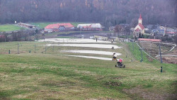 Horní část sjezdovky skiareálu Hlubočky