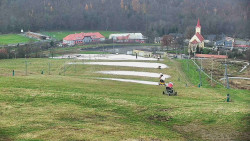 Horní část sjezdovky skiareálu Hlubočky