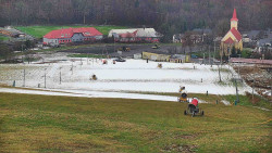 Horní část sjezdovky skiareálu Hlubočky