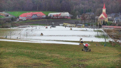 Horní část sjezdovky skiareálu Hlubočky