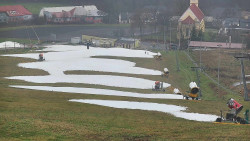 Horní část sjezdovky skiareálu Hlubočky