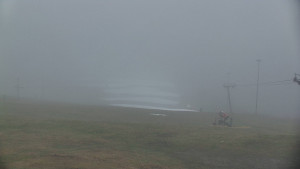 Skiareál Hlubočky - Horní část sjezdovky skiareálu Hlubočky - 19.12.2025 v 07:40