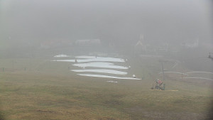 Skiareál Hlubočky - Horní část sjezdovky skiareálu Hlubočky - 19.12.2025 v 08:55