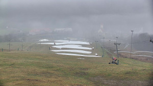 Skiareál Hlubočky - Horní část sjezdovky skiareálu Hlubočky - 19.12.2025 v 10:55