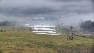 Skiareál Hlubočky - Horní část sjezdovky skiareálu Hlubočky - 19.12.2025 v 11:55