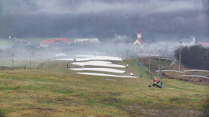 Skiareál Hlubočky - Horní část sjezdovky skiareálu Hlubočky - 19.12.2025 v 12:45