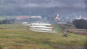 Skiareál Hlubočky - Horní část sjezdovky skiareálu Hlubočky - 19.12.2025 v 13:00