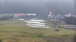 Horní část sjezdovky skiareálu Hlubočky