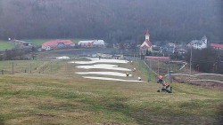 Horní část sjezdovky skiareálu Hlubočky