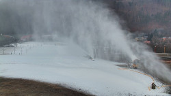 Horní část sjezdovky skiareálu Hlubočky