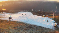 Horní část sjezdovky skiareálu Hlubočky