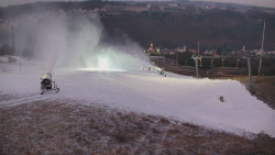 Horní část sjezdovky skiareálu Hlubočky