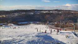 Horní část sjezdovky skiareálu Hlubočky