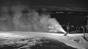 Skiareál Hlubočky - Horní část sjezdovky skiareálu Hlubočky - 31.12.2025 v 00:05 Skiareál Hlubočky - Horní část sjezdovky skiareálu Hlubočky - 31.12.2025 v 00:05