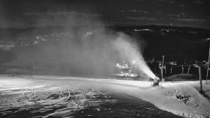 Skiareál Hlubočky - Horní část sjezdovky skiareálu Hlubočky - 31.12.2025 v 00:25 Skiareál Hlubočky - Horní část sjezdovky skiareálu Hlubočky - 31.12.2025 v 00:25