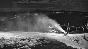 Skiareál Hlubočky - Horní část sjezdovky skiareálu Hlubočky - 31.12.2025 v 00:50 Skiareál Hlubočky - Horní část sjezdovky skiareálu Hlubočky - 31.12.2025 v 00:50