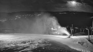 Skiareál Hlubočky - Horní část sjezdovky skiareálu Hlubočky - 31.12.2025 v 03:35 Skiareál Hlubočky - Horní část sjezdovky skiareálu Hlubočky - 31.12.2025 v 03:35