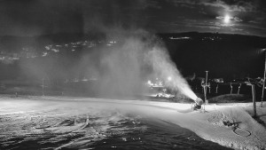 Skiareál Hlubočky - Horní část sjezdovky skiareálu Hlubočky - 31.12.2025 v 03:55