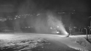 Skiareál Hlubočky - Horní část sjezdovky skiareálu Hlubočky - 31.12.2025 v 04:55