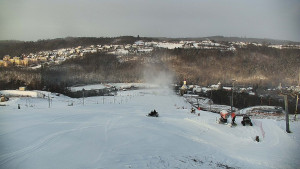 Skiareál Hlubočky - Horní část sjezdovky skiareálu Hlubočky - 31.12.2025 v 08:45 Skiareál Hlubočky - Horní část sjezdovky skiareálu Hlubočky - 31.12.2025 v 08:45