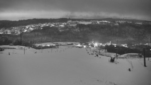 Skiareál Hlubočky - Horní část sjezdovky skiareálu Hlubočky - 1.1.2026 v 07:10