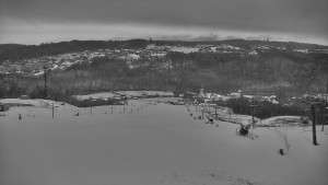 Skiareál Hlubočky - Horní část sjezdovky skiareálu Hlubočky - 1.1.2026 v 07:25