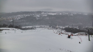 Skiareál Hlubočky - Horní část sjezdovky skiareálu Hlubočky - 1.1.2026 v 08:00