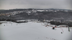 Skiareál Hlubočky - Horní část sjezdovky skiareálu Hlubočky - 1.1.2026 v 08:05