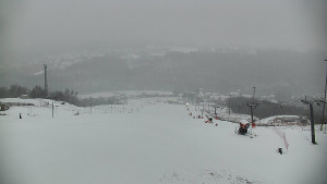 Skiareál Hlubočky - Horní část sjezdovky skiareálu Hlubočky - 1.1.2026 v 08:25