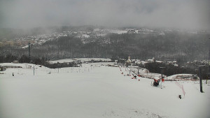 Skiareál Hlubočky - Horní část sjezdovky skiareálu Hlubočky - 1.1.2026 v 08:50