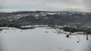 Skiareál Hlubočky - Horní část sjezdovky skiareálu Hlubočky - 1.1.2026 v 09:00