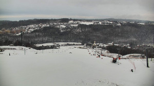 Skiareál Hlubočky - Horní část sjezdovky skiareálu Hlubočky - 1.1.2026 v 09:05