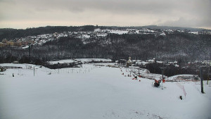 Skiareál Hlubočky - Horní část sjezdovky skiareálu Hlubočky - 1.1.2026 v 09:35