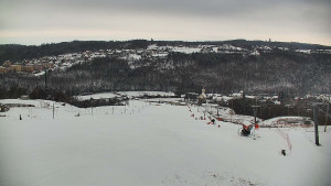 Skiareál Hlubočky - Horní část sjezdovky skiareálu Hlubočky - 1.1.2026 v 09:50