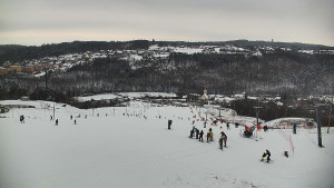 Skiareál Hlubočky - Horní část sjezdovky skiareálu Hlubočky - 1.1.2026 v 11:05