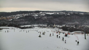 Skiareál Hlubočky - Horní část sjezdovky skiareálu Hlubočky - 1.1.2026 v 11:15