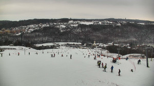 Skiareál Hlubočky - Horní část sjezdovky skiareálu Hlubočky - 1.1.2026 v 11:25