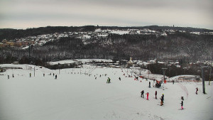 Skiareál Hlubočky - Horní část sjezdovky skiareálu Hlubočky - 1.1.2026 v 12:25