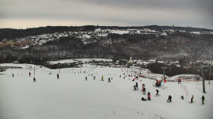 Skiareál Hlubočky - Horní část sjezdovky skiareálu Hlubočky - 1.1.2026 v 12:35