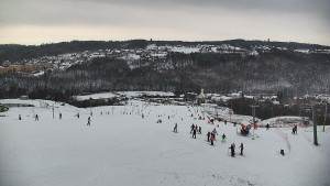 Skiareál Hlubočky - Horní část sjezdovky skiareálu Hlubočky - 1.1.2026 v 12:50