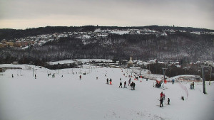 Skiareál Hlubočky - Horní část sjezdovky skiareálu Hlubočky - 1.1.2026 v 13:15