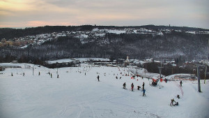 Skiareál Hlubočky - Horní část sjezdovky skiareálu Hlubočky - 1.1.2026 v 15:30