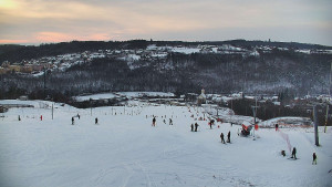 Skiareál Hlubočky - Horní část sjezdovky skiareálu Hlubočky - 1.1.2026 v 15:40