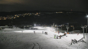 Skiareál Hlubočky - Horní část sjezdovky skiareálu Hlubočky - 1.1.2026 v 19:00