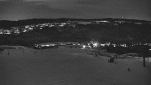 Skiareál Hlubočky - Horní část sjezdovky skiareálu Hlubočky - 2.1.2026 v 03:55