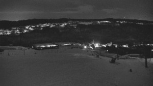 Skiareál Hlubočky - Horní část sjezdovky skiareálu Hlubočky - 2.1.2026 v 04:55