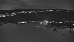 Skiareál Hlubočky - Horní část sjezdovky skiareálu Hlubočky - 2.1.2026 v 05:55