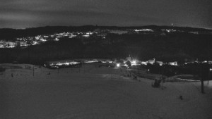 Skiareál Hlubočky - Horní část sjezdovky skiareálu Hlubočky - 2.1.2026 v 06:20