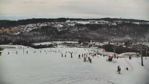 Skiareál Hlubočky - Horní část sjezdovky skiareálu Hlubočky - 2.1.2026 v 10:00